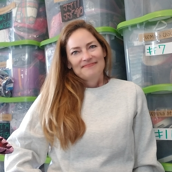 Meet your Posher, Stacey - Picture 3 of 4